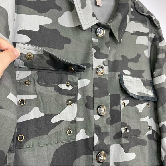 Knox Rose camo peplum button down lightweight jacket size Large - Picture 3 of 12